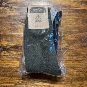 NWT Riwtom Merino Wool Women’s Socks. 5-Pack Multicolors. Size US 5-10.